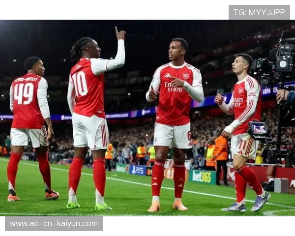 全看下轮?枪手领跑英超,曼城迎关键战利物浦,冠军悬念再升温 全看下轮?枪手领跑英超,曼城迎关键战利物浦,冠军悬念再升温